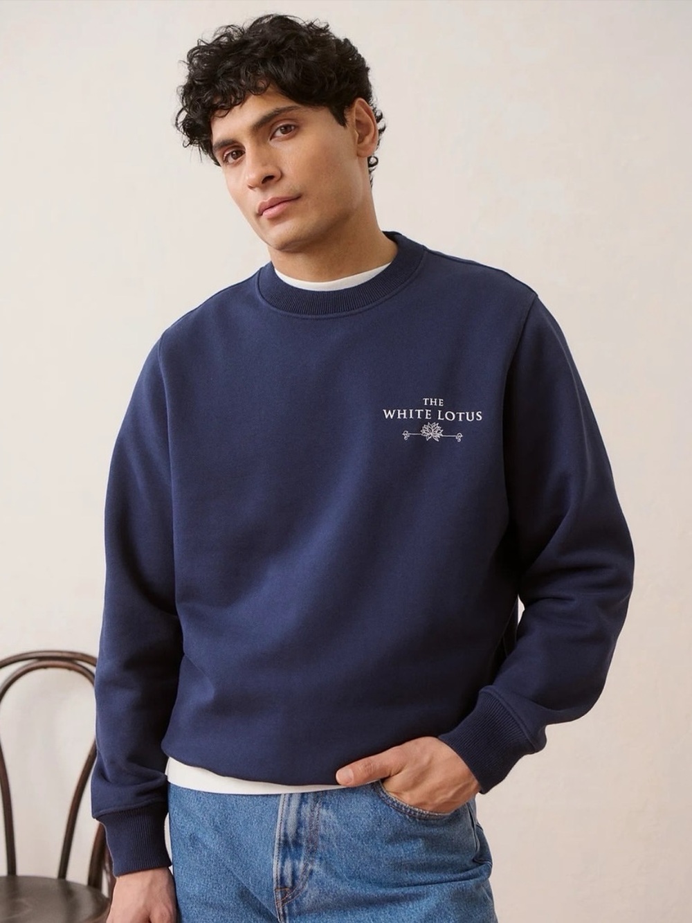 Abercrombie & Fitch Navy Crewneck Sweatshirt with White Logo Medium